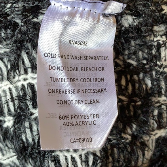 N Touch Aztec pattern sweater - Picture 7 of 8